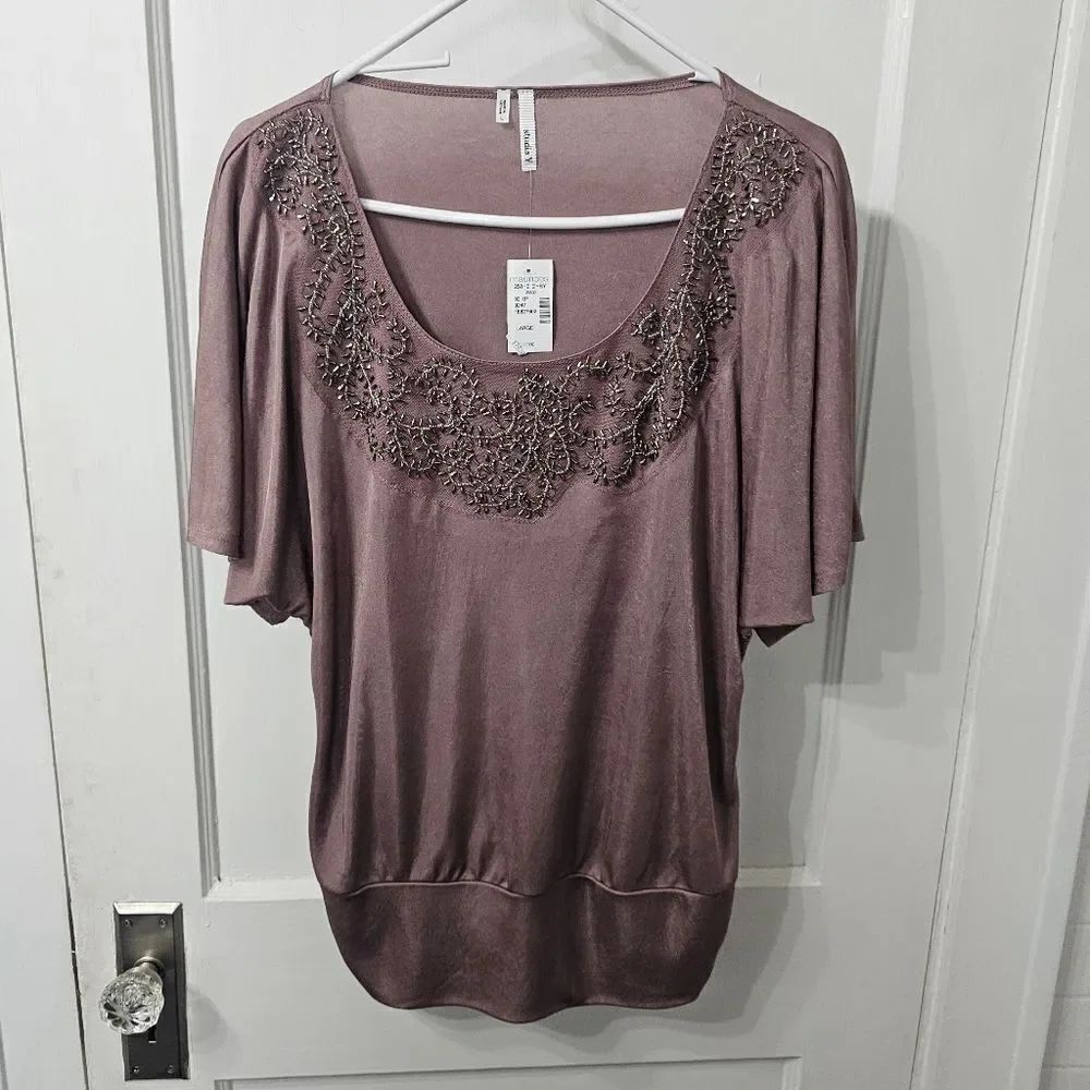 NWT Maurcies Mauve Blouse With Black Beads On Front Sz Large